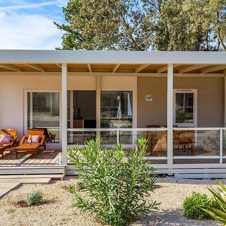 Mobile Home Mediteran Superior By The Pool In Caravan Park Strasko, Novalja Exterior photo